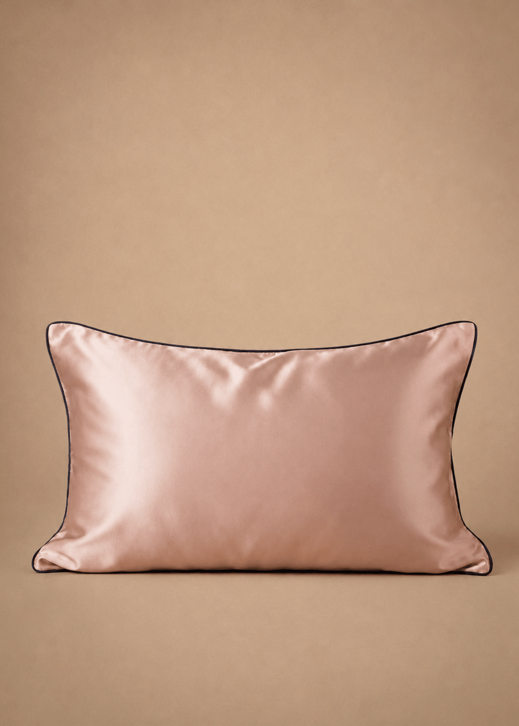 Rose Gold mulberry silk pillowcase by MIAVERIANA