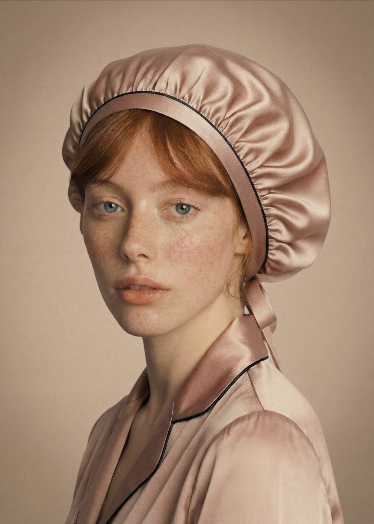 SILK HAIR BONNET ROSE GOLD