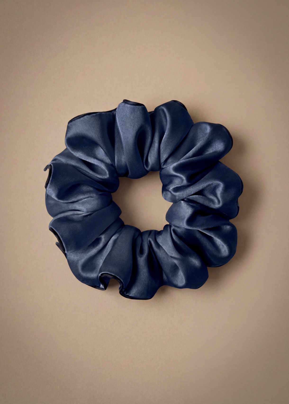 LARGE SILK SCRUNCHIE MIDNIGHT BLUE