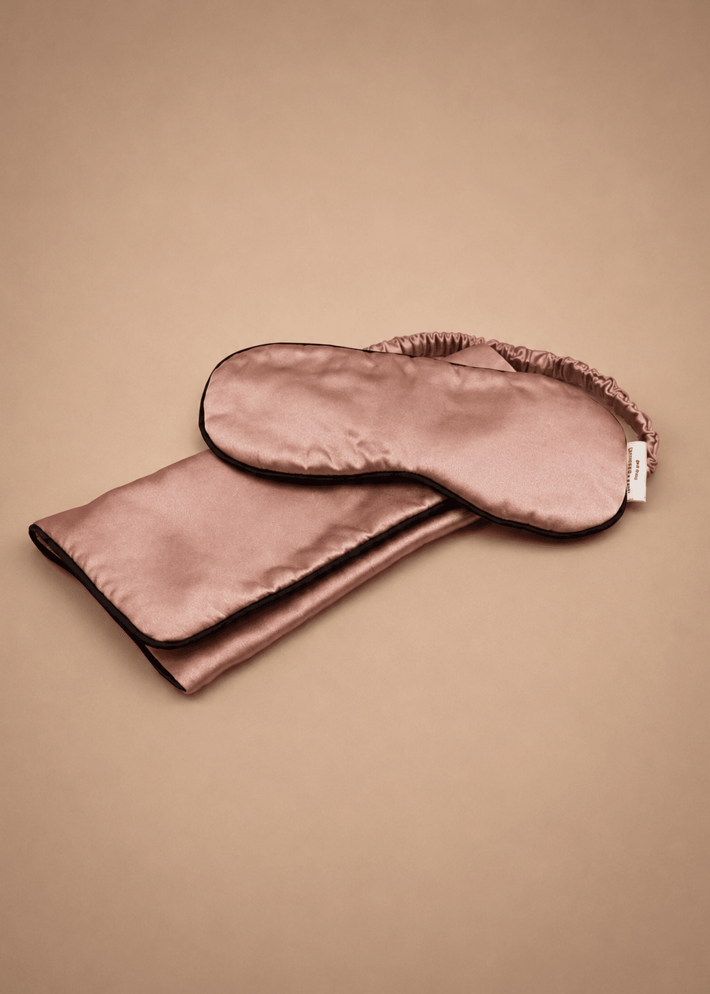 Rose Gold mulberry silk sleep mask set by MIAVERIANA