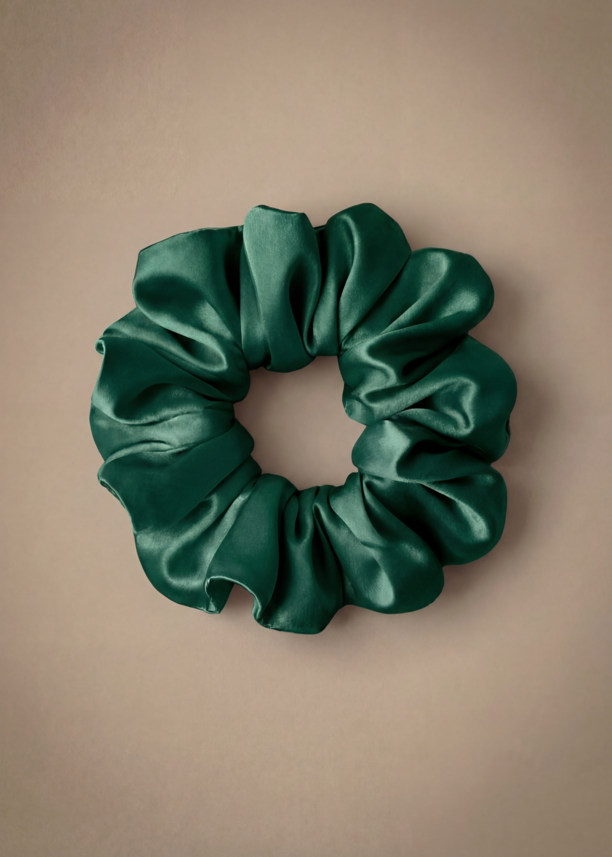 GROSSER KLASSISCHER SEIDENSCHAUM GRÜN SMARAGD